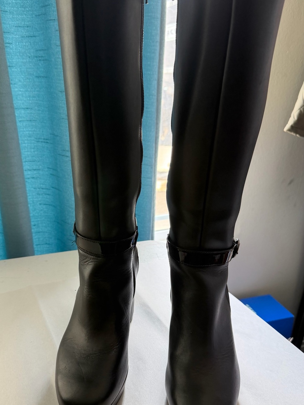 Classic Black Knee-High Women's Boots